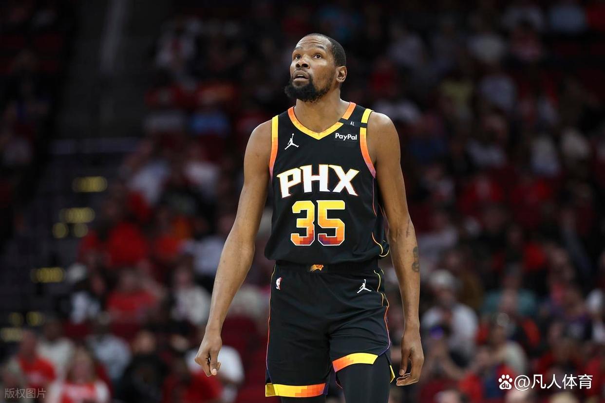 问鼎娱乐离谱！风云突变广东宏远今晨远射贴柱转折点浙江稠州再遭质疑，杜兰特连续十场比赛得分超过险胜的简单介绍